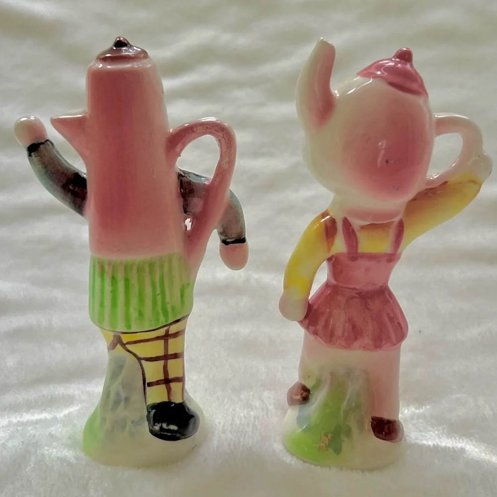 Vintage Salt Pepper Shakers Anthropomorphic Teapot Coffee Pot Ceramic Japan